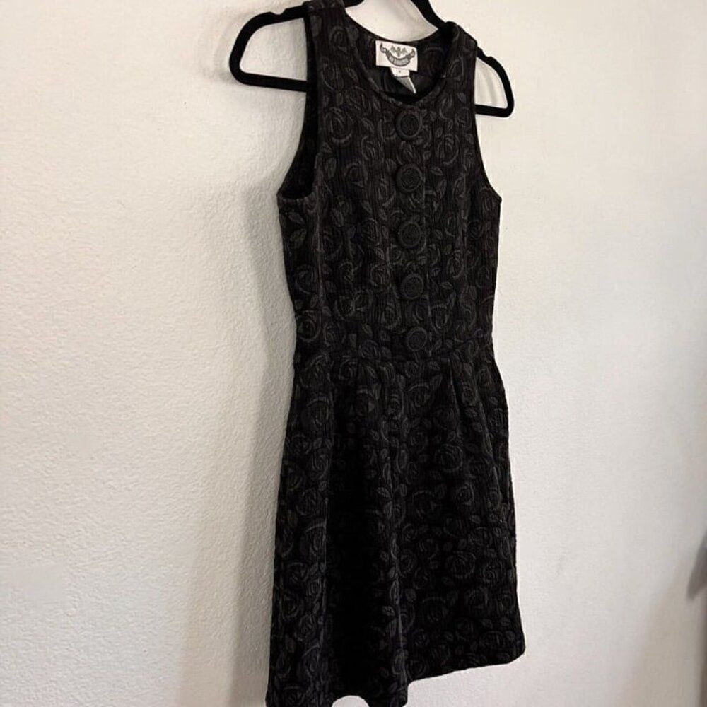 BB Dakota Grey & Black Brocade Sleeveless Fit & Flare Mini Dress Size Medium - Picture 10 of 11